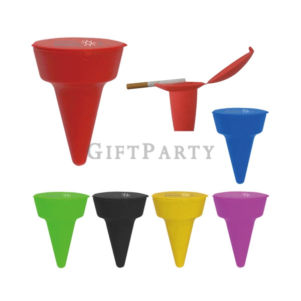 PP plastic cone shaped  lidded beach insert sand ashtray,環保禮品,愛護海洋,錐形帶蓋可插沙灘煙灰缸