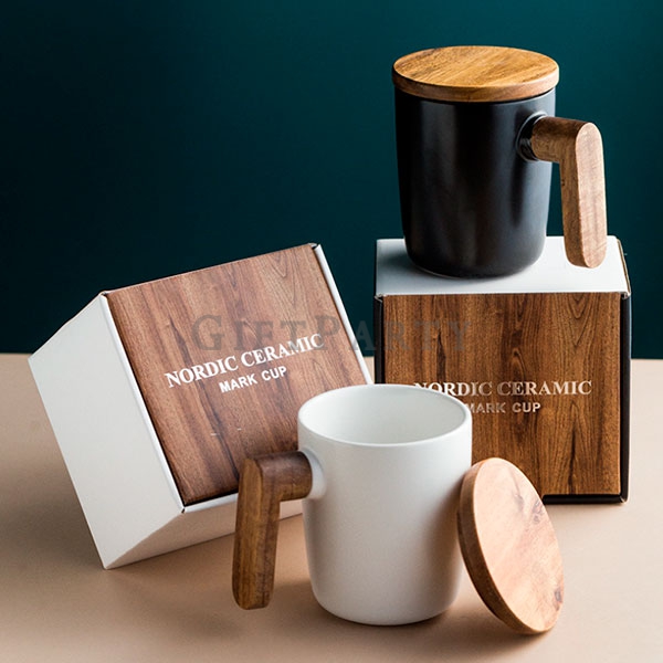 Ceramic Mug with Lid and Wooden Handle,客製化禮品,馬克杯,企業贈品,陶瓷馬克杯帶蓋木手柄