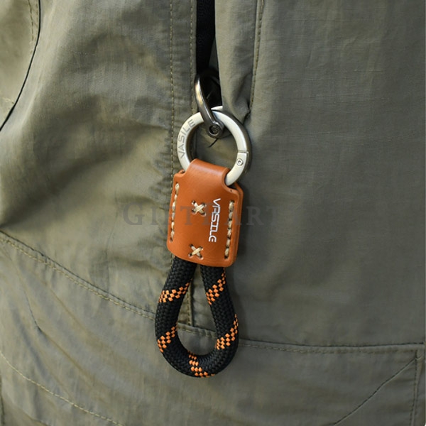 鑰匙圈,牛皮鑰匙圈,客製皮革鑰匙圈,品牌贈品,Leather keychain,企業贈品,牛皮編織鑰匙圈