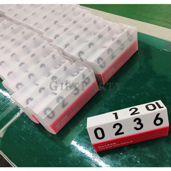 創意萬年曆,桌面擺飾,企業贈品,萬年曆客製,辦公室文具客製,年終禮品Creative perpetual calendar, desktop decoration, corporate gift, c