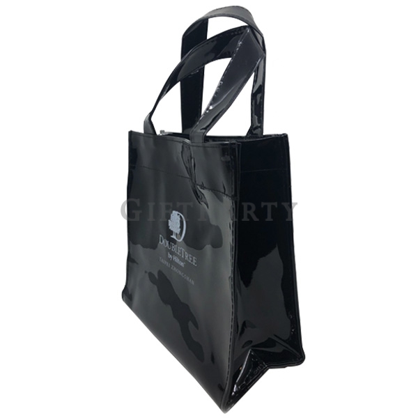 客製化禮品, 展場贈品, 品牌IP週邊, 企業贈品採購, 希爾頓酒店贈品, 黑色鏡面袋, 高端提袋,黑色鏡面皮革手提袋,Advertising gifts, promotional gifts, 時尚