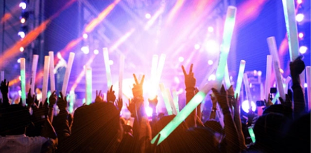 Create unique concert peripherals to enhance brand identity and add exclusive charm to your event